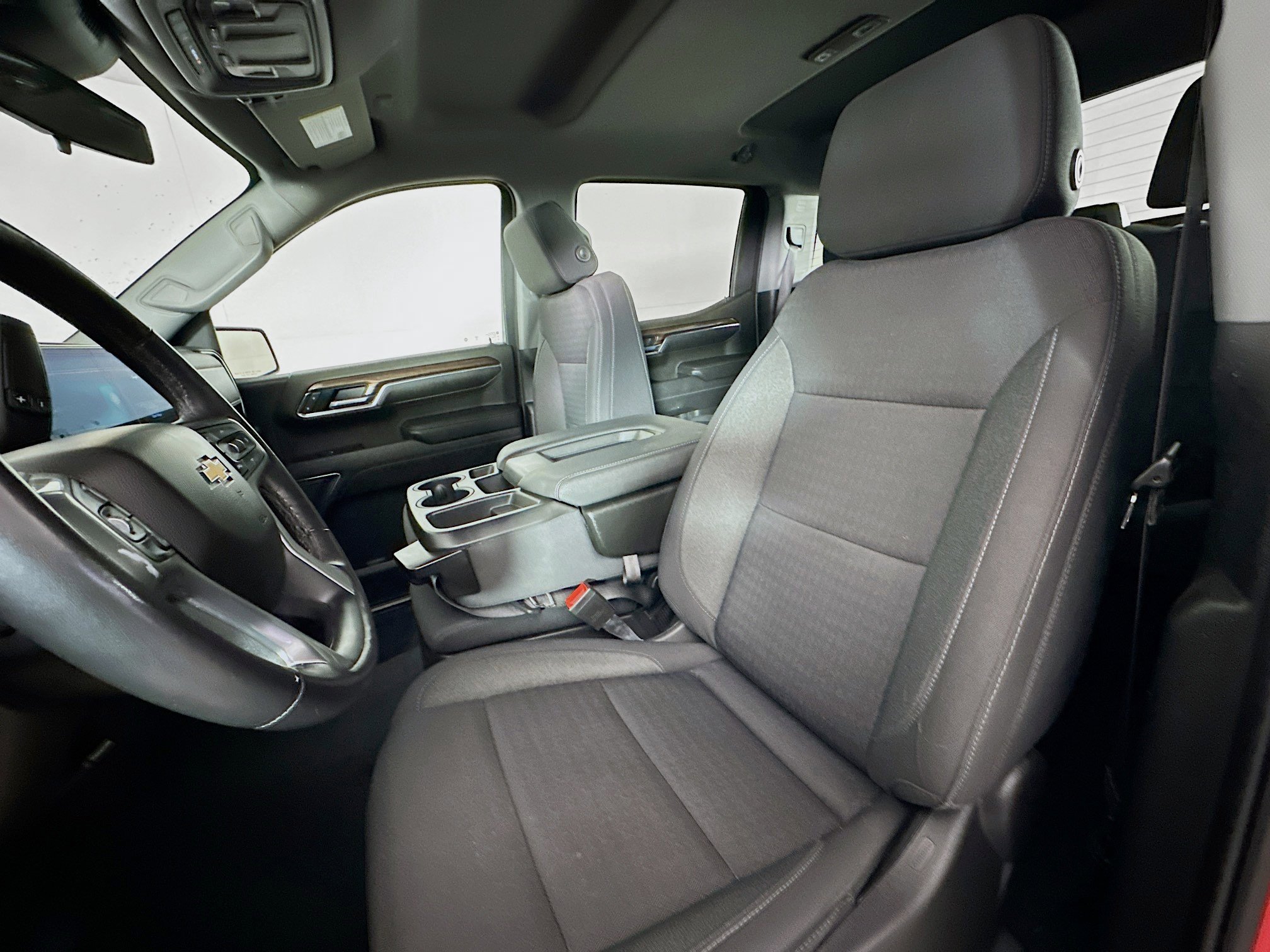 Used 2022 Chevrolet Silverado 1500 LT image 13