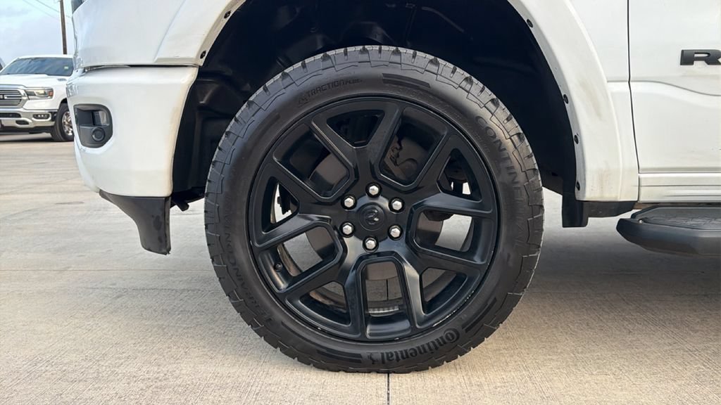 Used 2021 RAM 1500 Laramie AWD/4WD image 9
