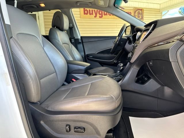 Used 2017 Hyundai Santa Fe Sport w/ Cargo Package AWD/4WD image 25