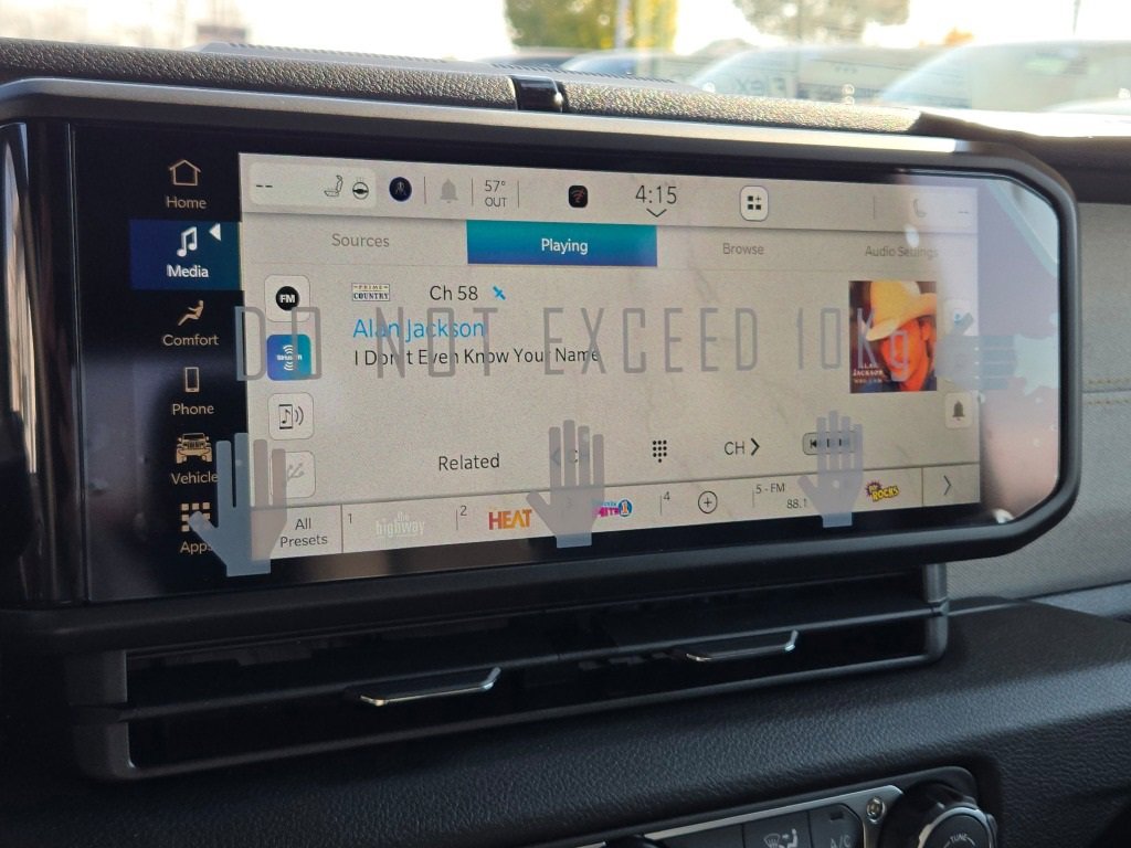 New 2026 Jeep Gladiator Sport image 30