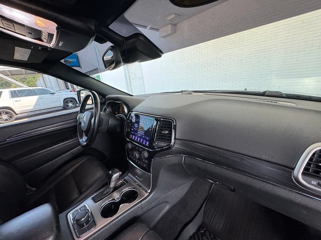 Used 2021 Jeep Grand Cherokee Limited w/ Luxury Group II AWD/4WD image 17