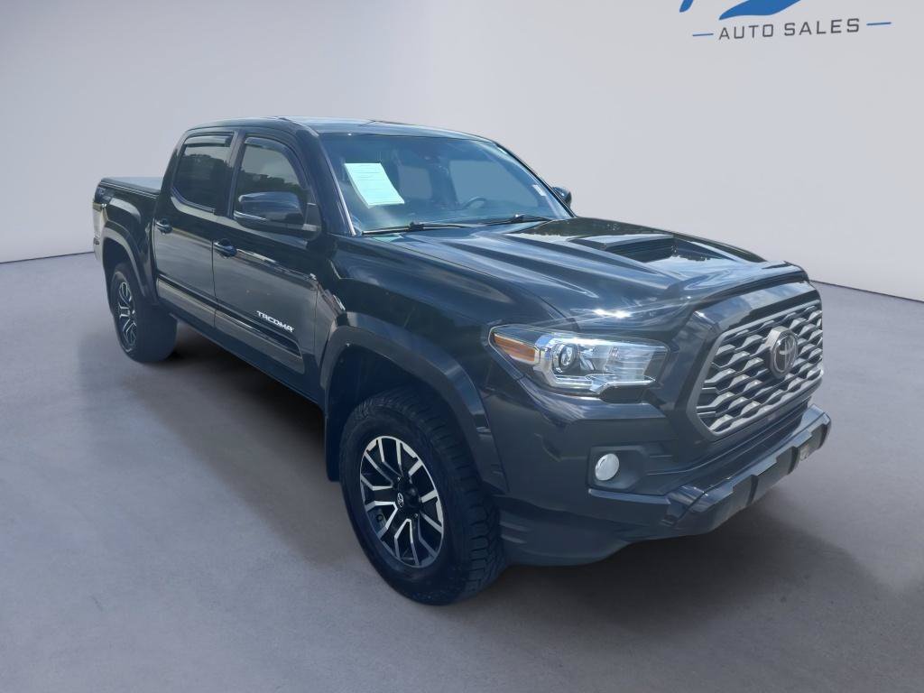 Used 2020 Toyota Tacoma TRD Sport AWD/4WD image 3