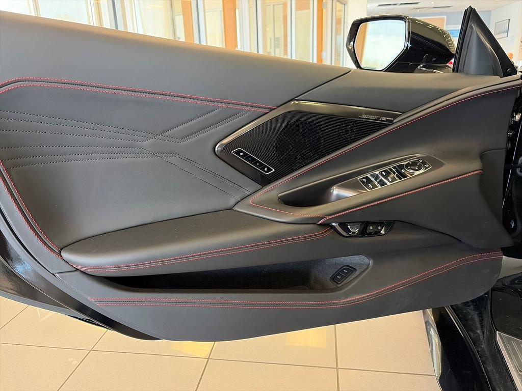 Used 2025 Chevrolet Corvette Z06 w/ Stealth Interior Trim Package RWD image 16