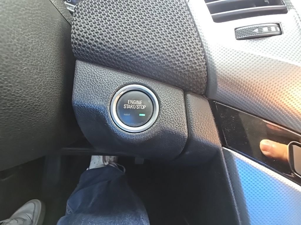 Used 2015 Chevrolet Cruze LTZ image 16