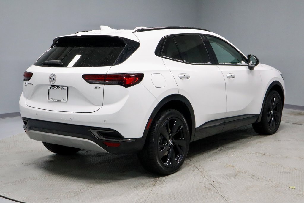 Used 2023 Buick Envision Essence w/ Sport Touring Package image 11