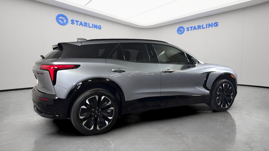 Used 2025 Chevrolet Blazer EV RS AWD/4WD image 10