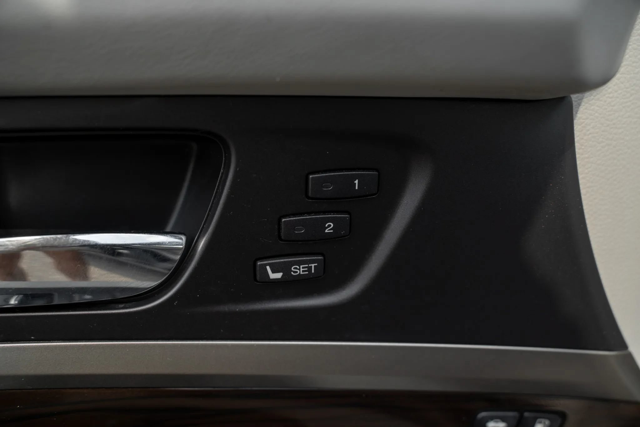 Used 2015 Acura RLX w/ Technology Package FWD image 16