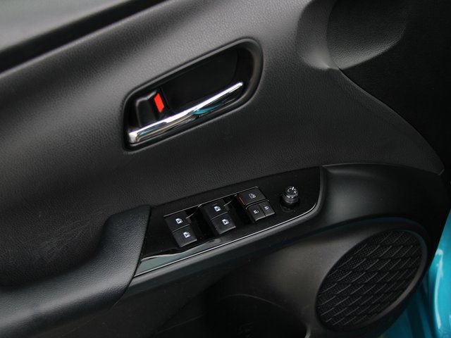 Used 2018 Toyota Prius Prime Premium w/ Carpet Mat Package image 14