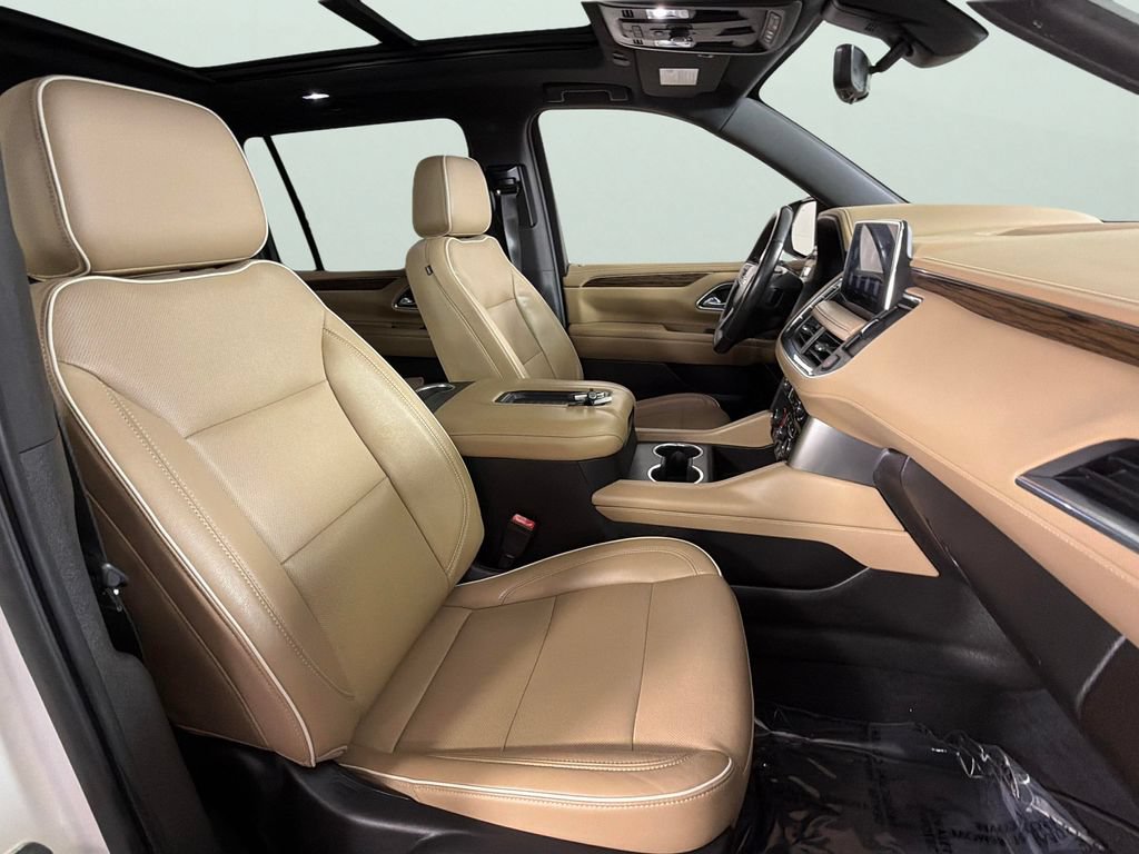 Certified 2021 Chevrolet Suburban Premier w/ Premium Package RWD image 38