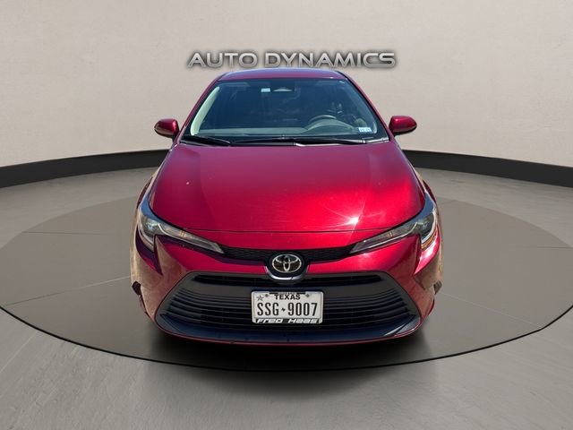 Used 2023 Toyota Corolla LE image 2