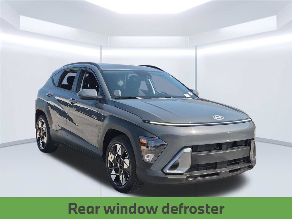 Used 2025 Hyundai Kona SEL FWD image 11