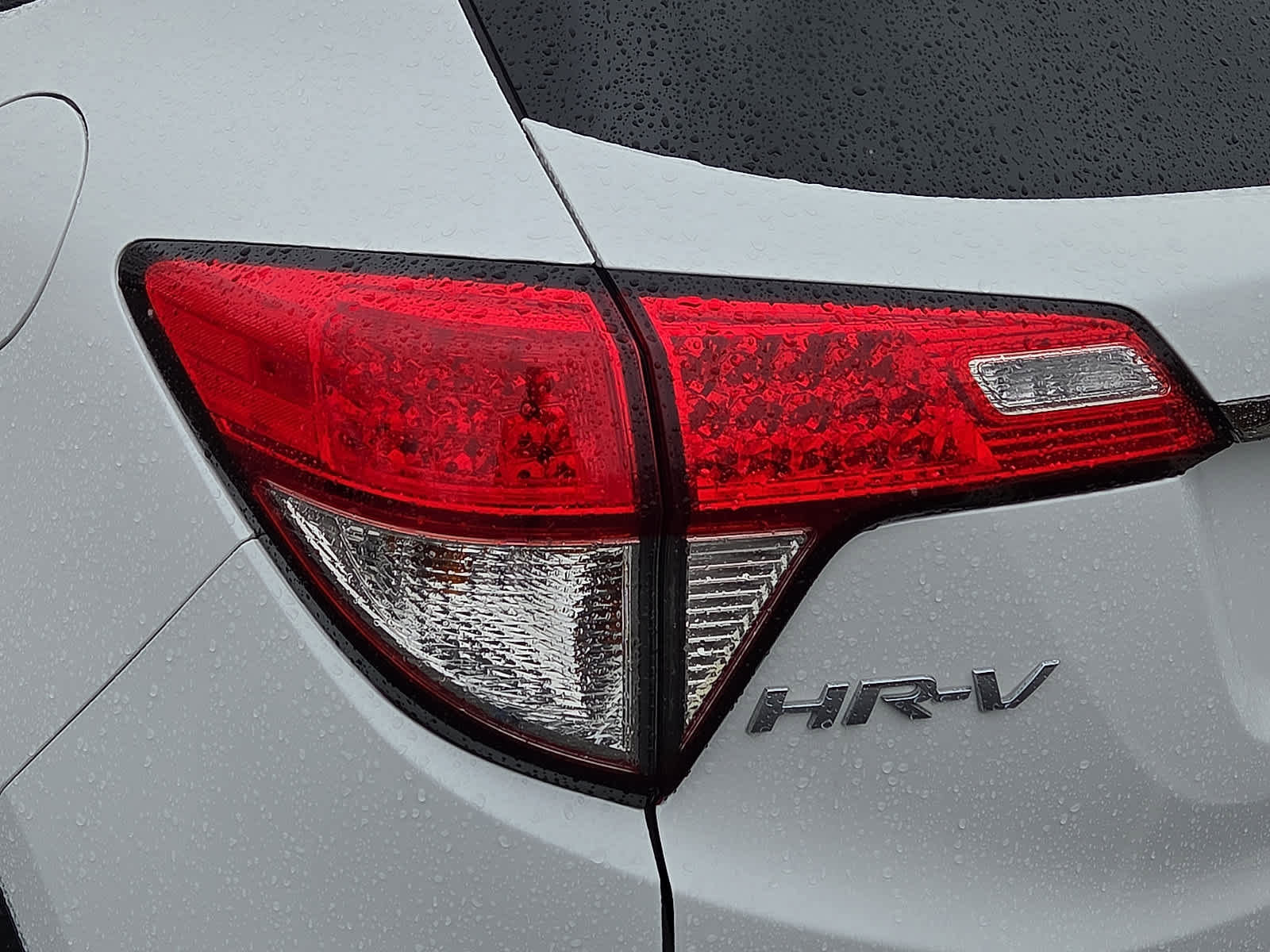 Used 2021 Honda HR-V EX-L image 11