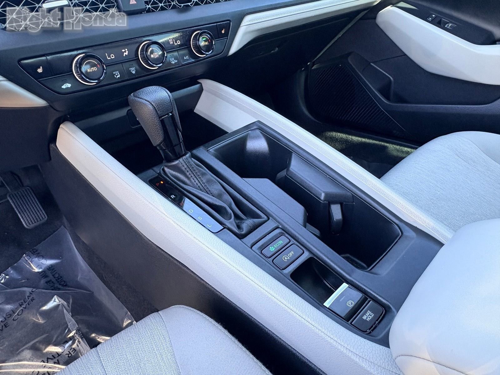 Certified 2023 Honda Accord EX image 16