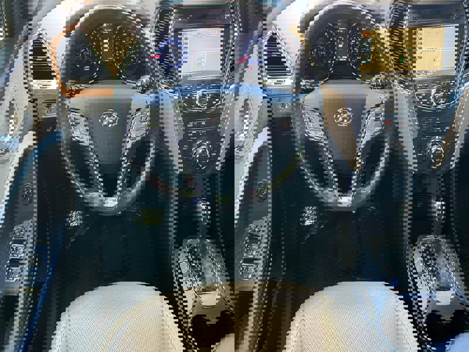 Used 2015 Hyundai Santa Fe Limited w/ Option Group 04 image 15