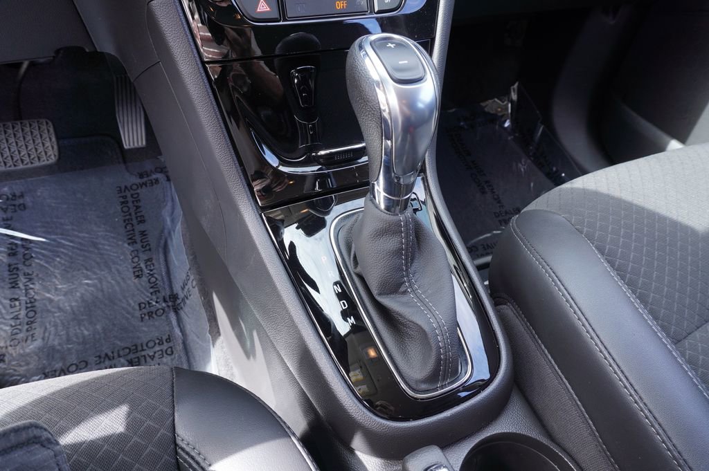 Certified 2022 Buick Encore Preferred w/ Safety Package image 18