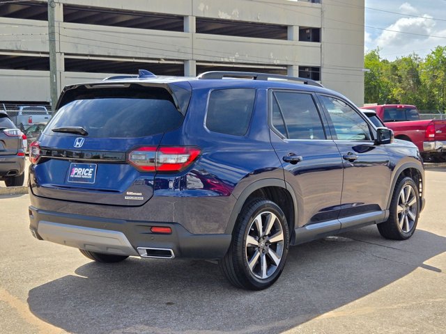 Used 2024 Honda Pilot Touring image 5