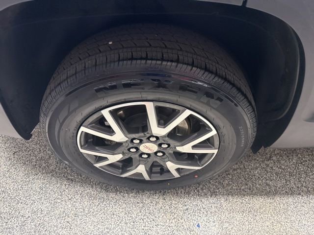 Used 2023 GMC Acadia SLE w/ Driver Convenience Package image 22