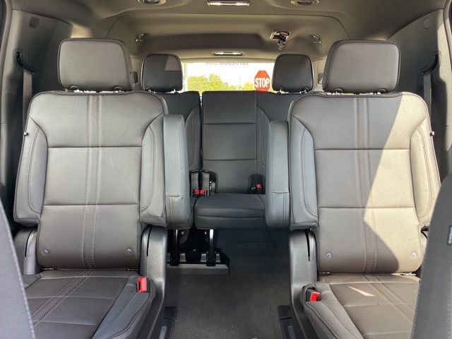 New 2026 Chevrolet Suburban High Country image 42