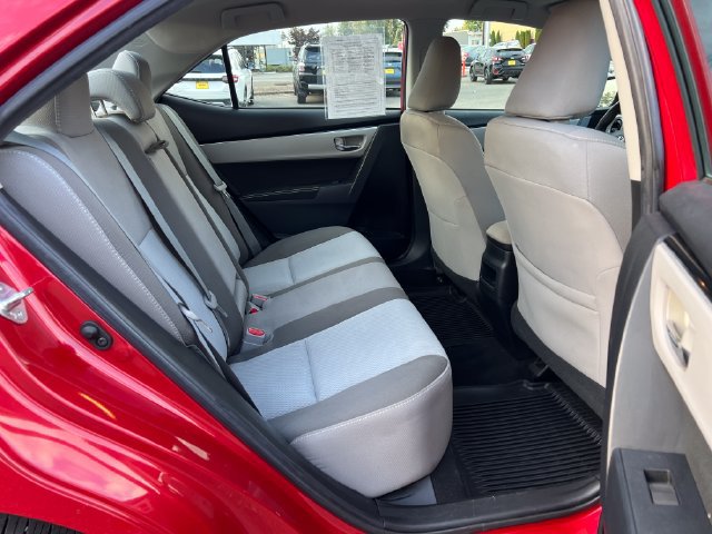 Used 2019 Toyota Corolla LE w/ LE Premium Package FWD image 10