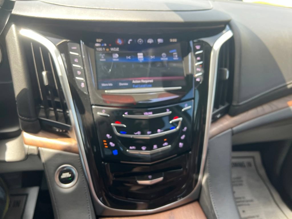 Used 2020 Cadillac Escalade Premium Luxury w/ LPO, Radiant Package RWD image 40