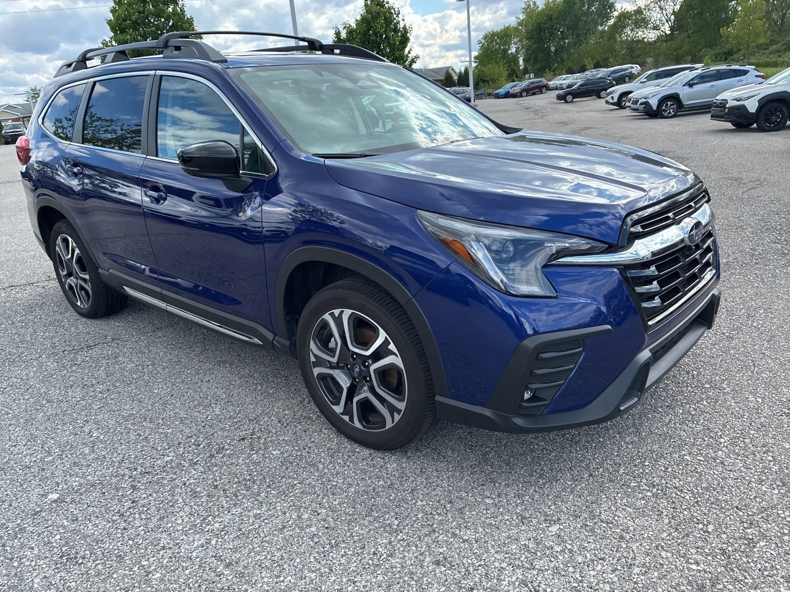 Used 2026 Subaru Ascent Limited AWD/4WD image 11