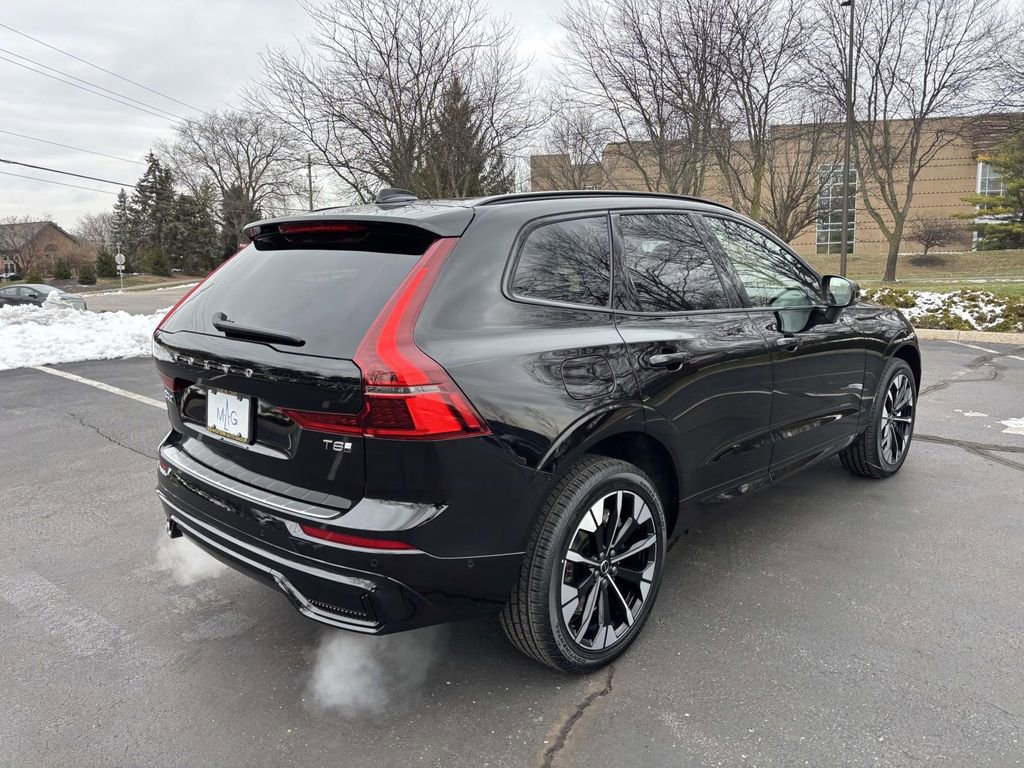 New 2026 Volvo XC60 T8 Plus w/ Protection Package Premier image 7