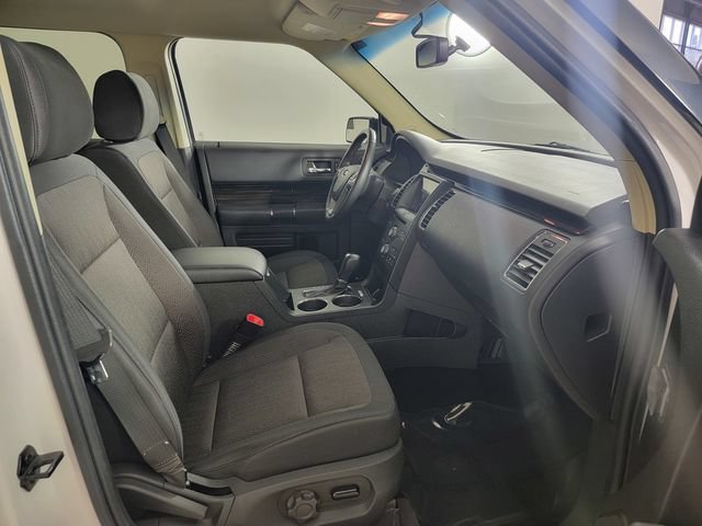 Used 2019 Ford Flex SEL AWD/4WD image 18