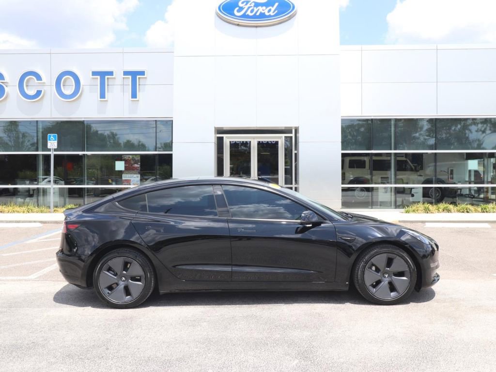 Used 2022 Tesla Model 3 Long Range AWD/4WD image 16