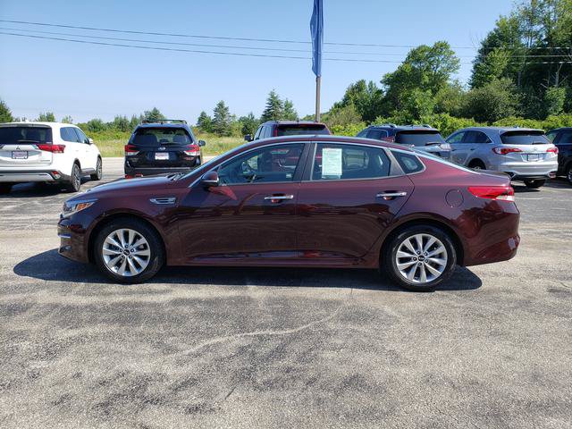 Used 2018 Kia Optima LX w/ 17" Alloy Wheels Package FWD image 4