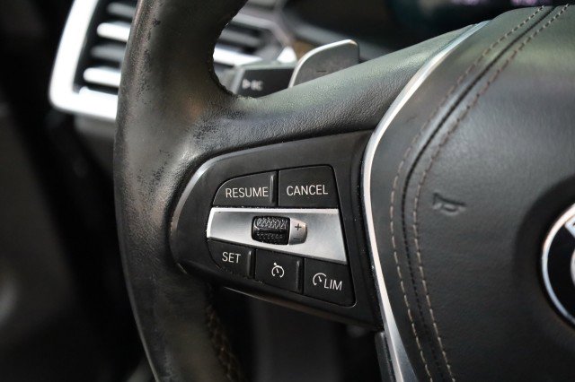 Used 2020 BMW X5 sDrive40i w/ Premium Package image 11