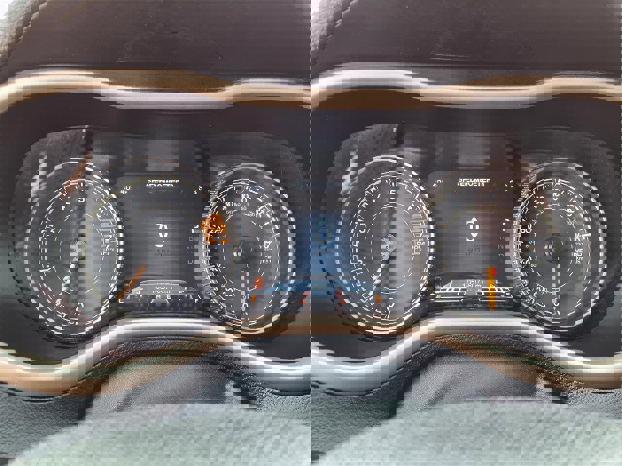 Used 2018 Jeep Cherokee Limited image 26