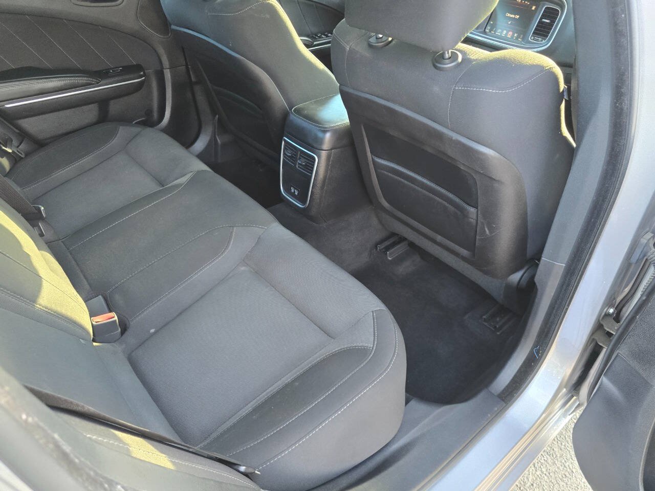 Used 2015 Dodge Charger SXT w/ Rallye Group AWD/4WD image 25