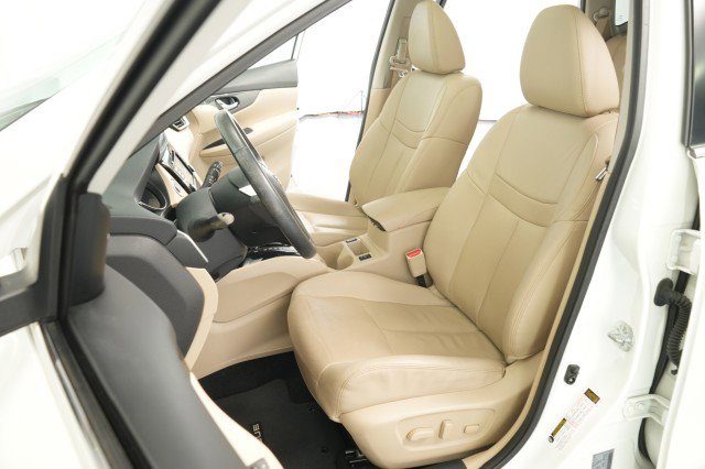 Used 2016 Nissan Rogue SL w/ SL Premium Package image 32