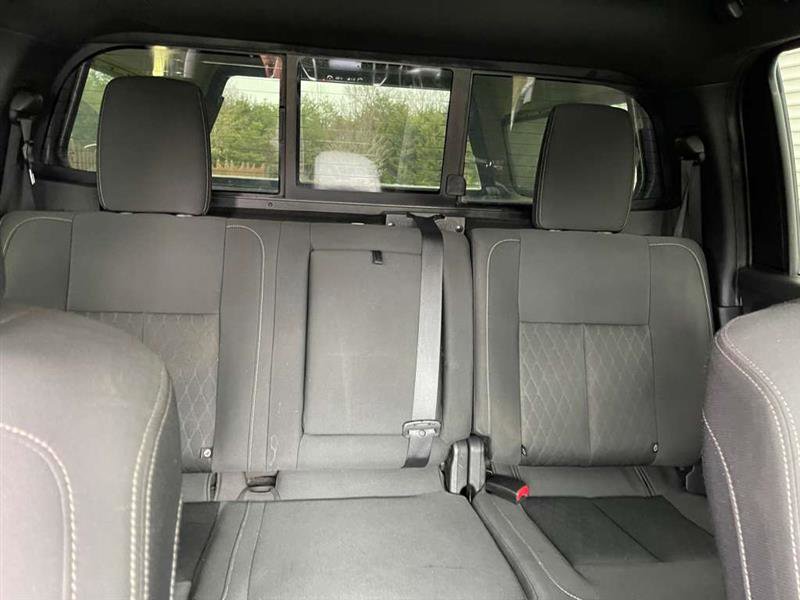 Used 2018 Nissan Titan SV w/ SV Convenience Package image 73