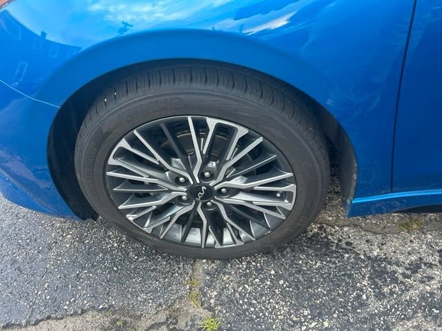 Used 2023 Kia Forte GT-Line w/ GT-Line Premium Package FWD image 8