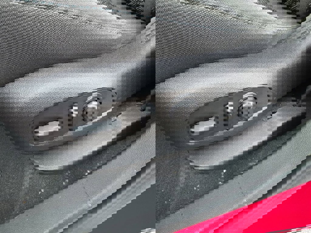 Certified 2019 Chevrolet Blazer LT image 14