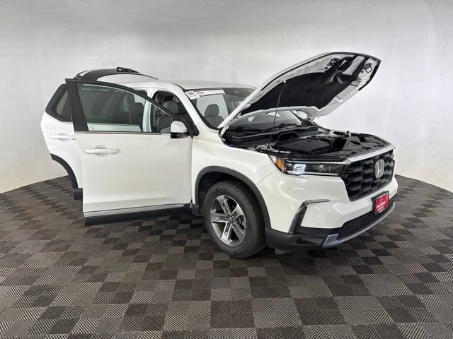 Used 2023 Honda Pilot EX-L image 12