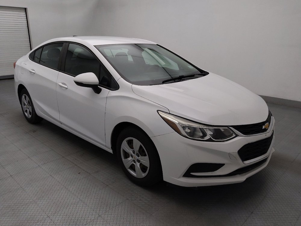 Used 2018 Chevrolet Cruze LS FWD image 13