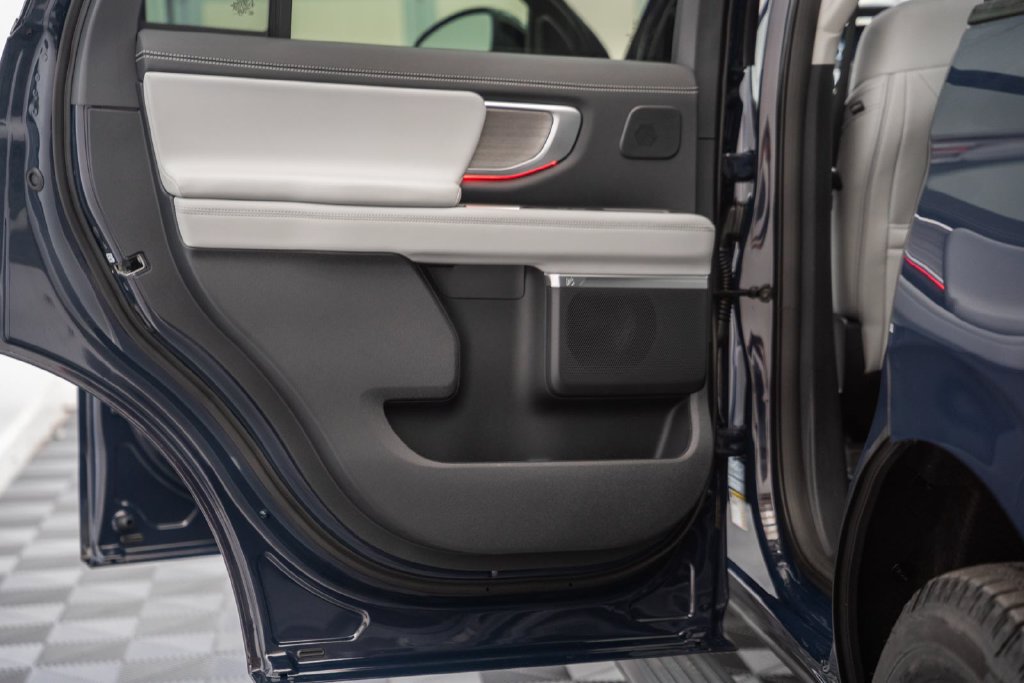New 2027 Ford Expedition Platinum AWD/4WD image 47