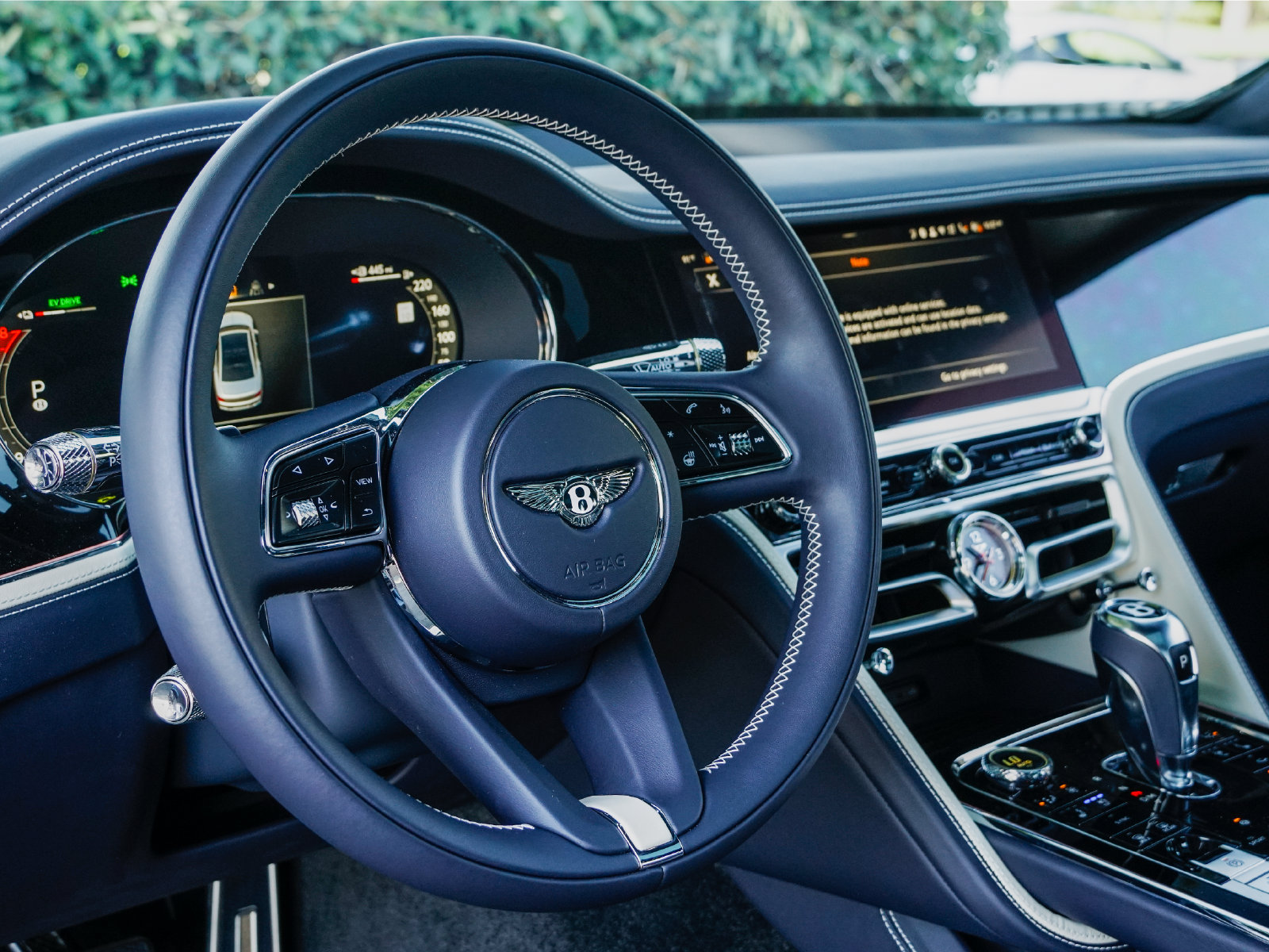 New 2025 Bentley Flying Spur Plug-In Hybrid AWD/4WD image 18