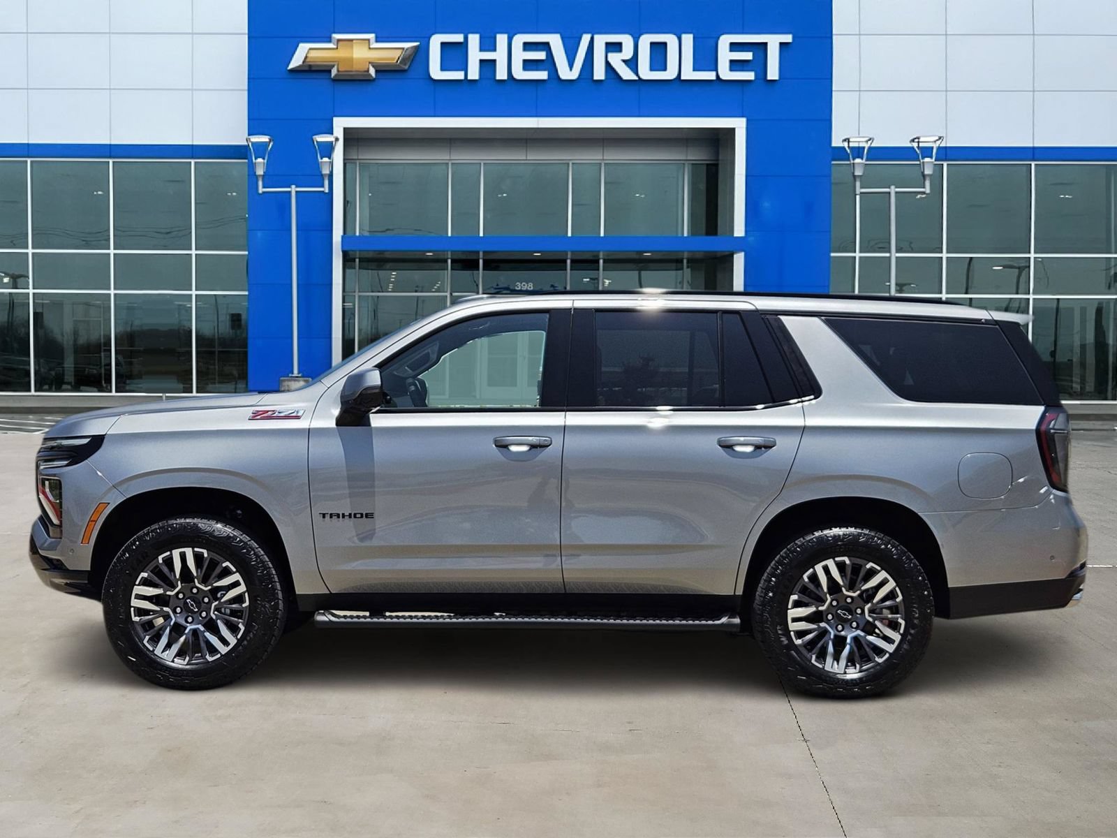New 2026 Chevrolet Tahoe Z71 w/ Comfort Package AWD/4WD video 3