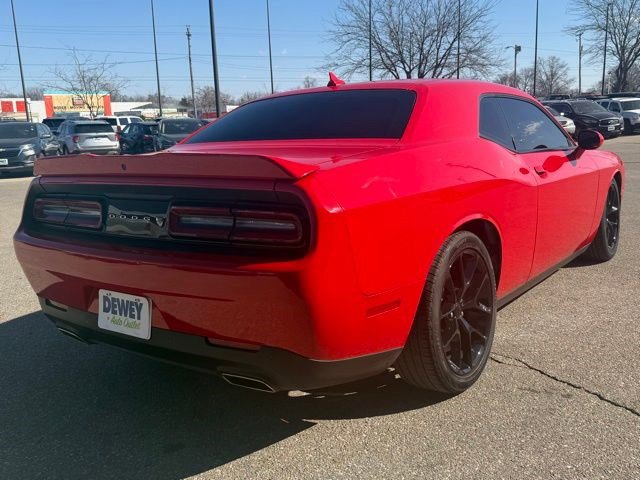 Used 2022 Dodge Challenger GT RWD image 5