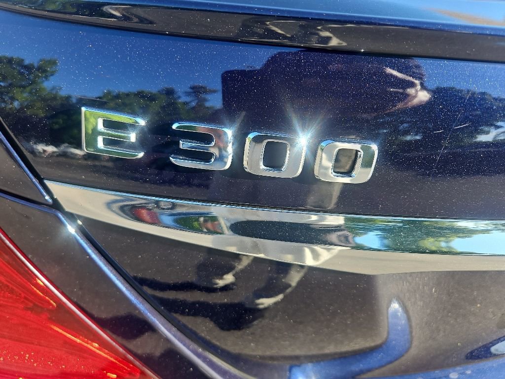 Used 2018 Mercedes-Benz E 300 4MATIC image 13