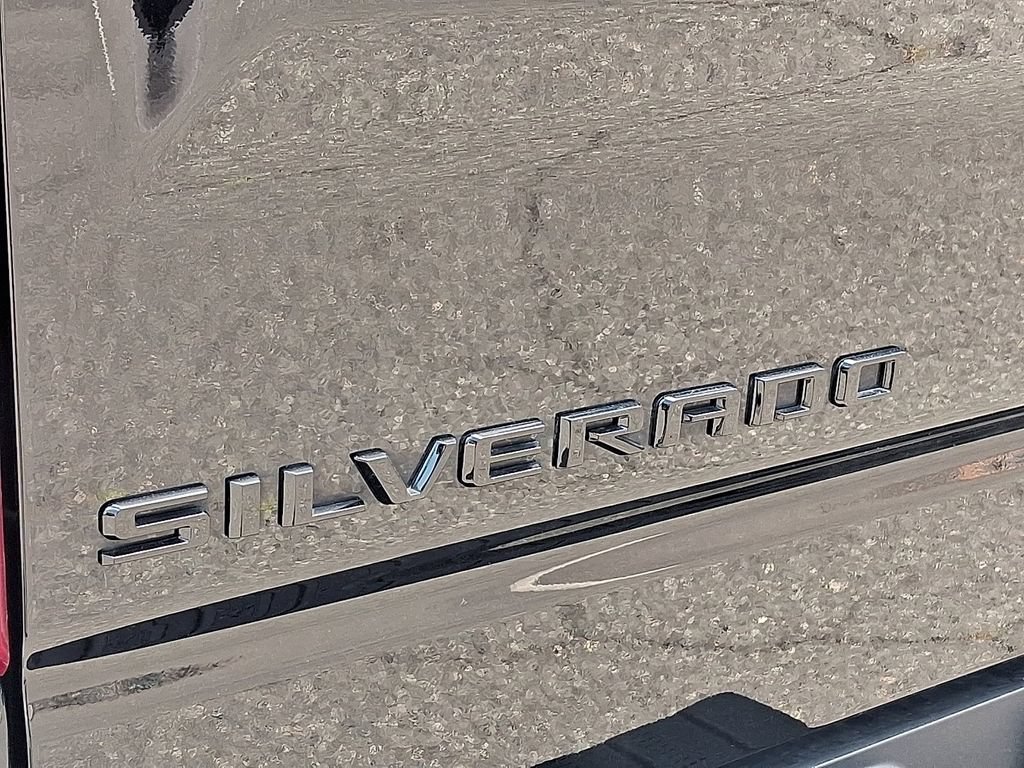 Used 2024 Chevrolet Silverado 1500 High Country w/ Midnight Edition AWD/4WD image 29