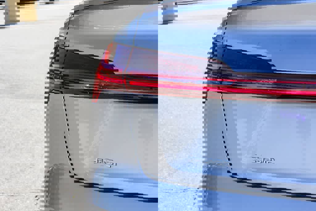 Used 2023 Audi e-tron Premium Plus w/ Premium Plus Package image 11