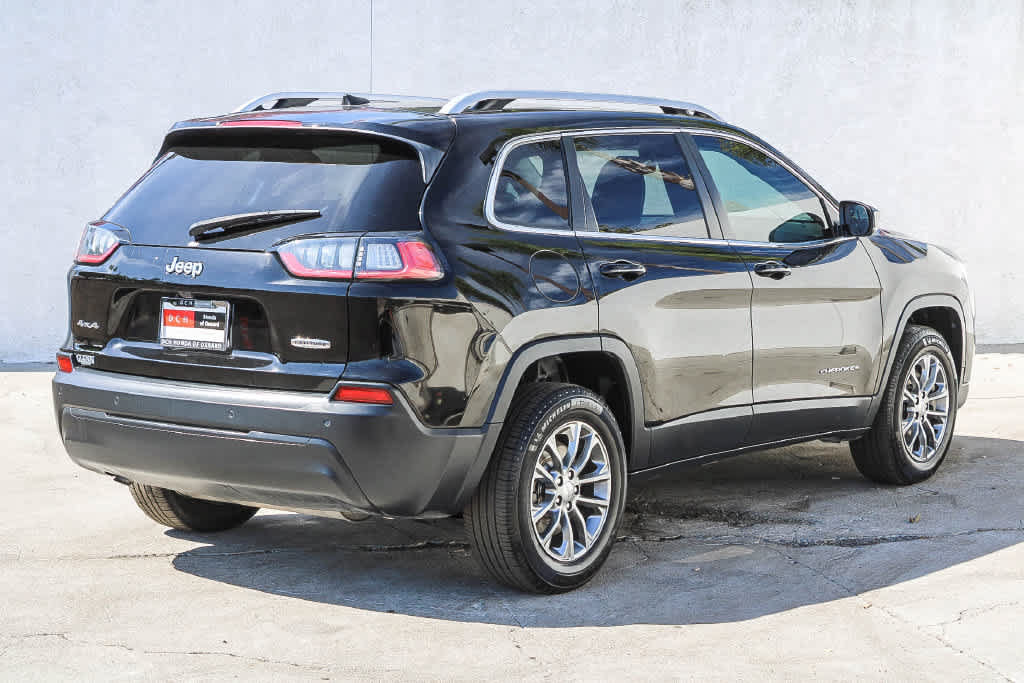 Used 2019 Jeep Cherokee Latitude Plus w/ Comfort/Convenience Group AWD/4WD image 6