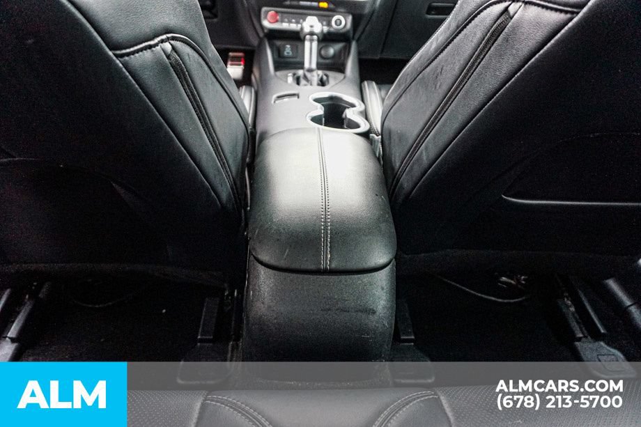 Used 2025 Ford Mustang Premium RWD image 31