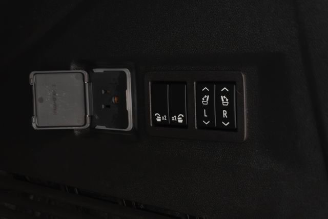 Used 2023 Chevrolet Tahoe High Country w/ Max Trailering Package AWD/4WD image 18