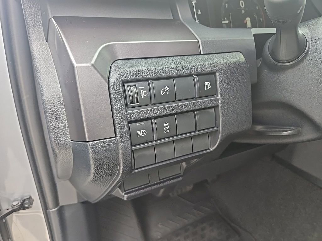 Used 2025 Toyota 4Runner SR5 image 18