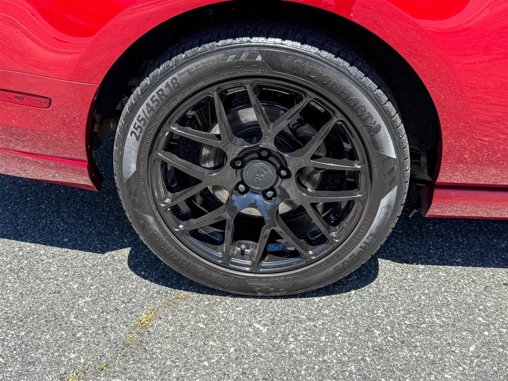 Used 2013 Ford Mustang Coupe RWD image 34